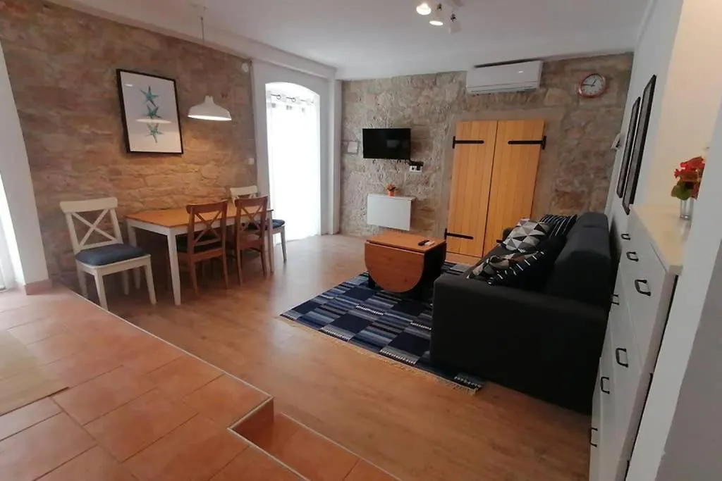 公寓 Rovinj Home With A Garden By Rocco